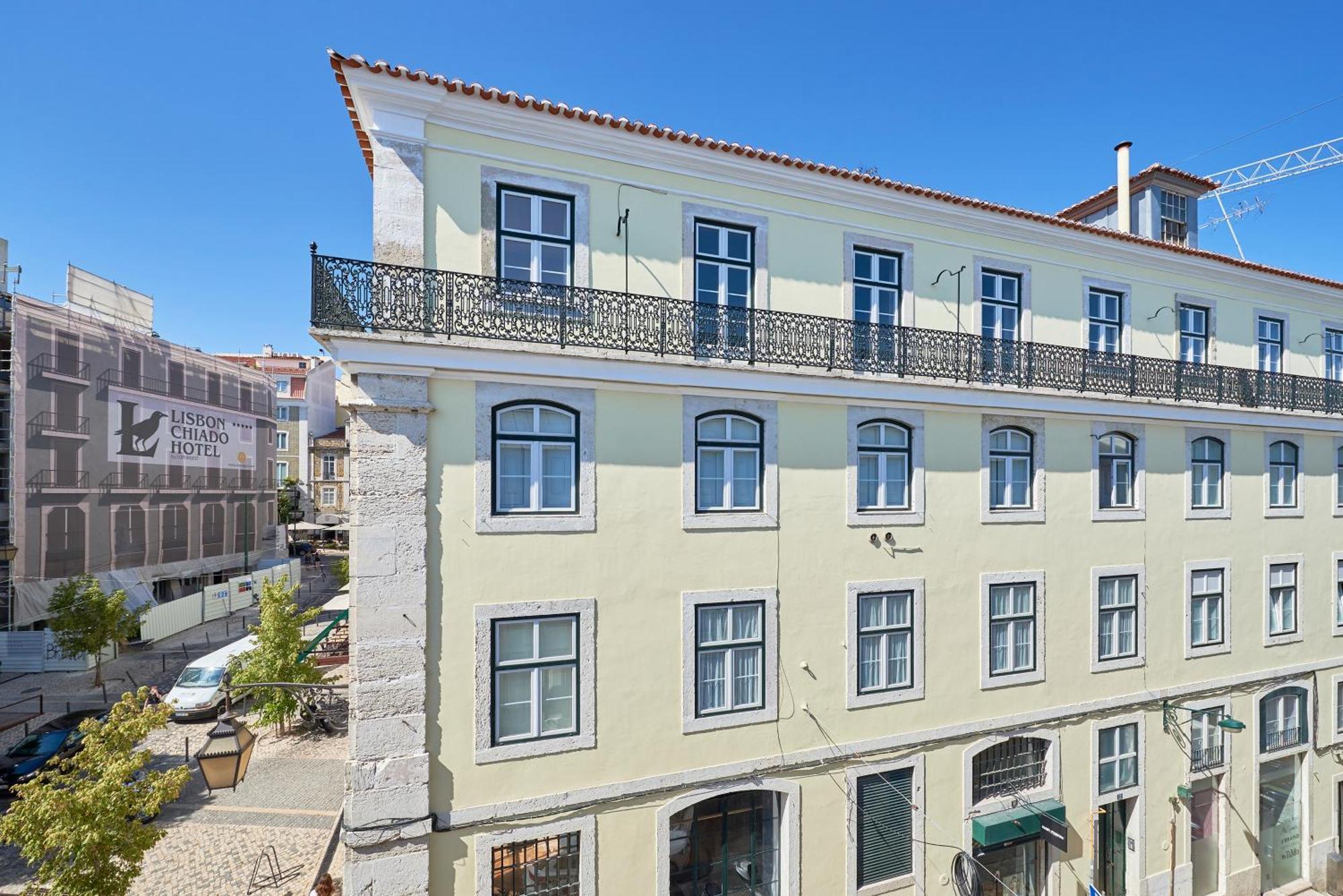 Апартаменты Casa Portuguesa Carmo Лиссабон Экстерьер фото