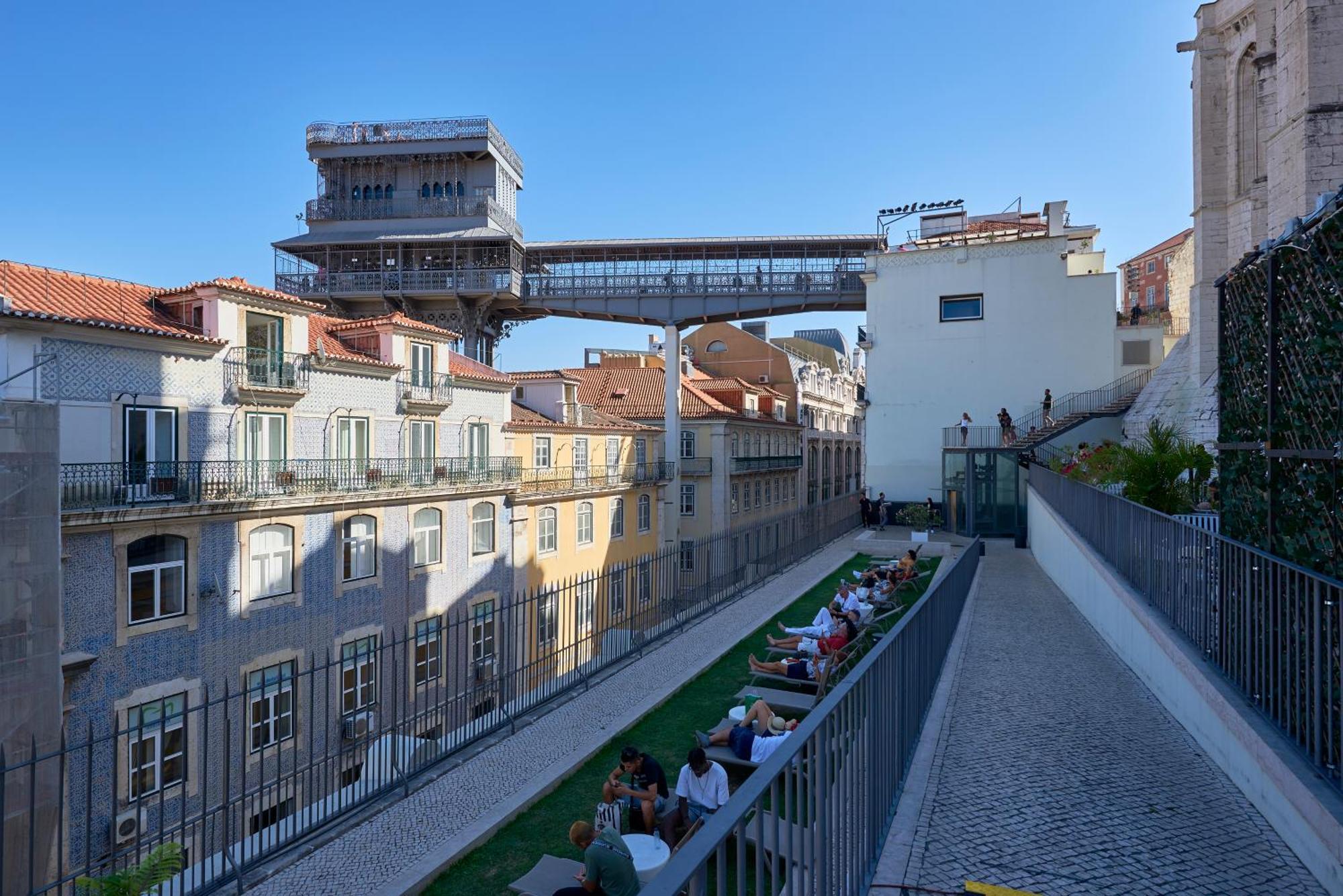 Апартаменты Casa Portuguesa Carmo Лиссабон Экстерьер фото